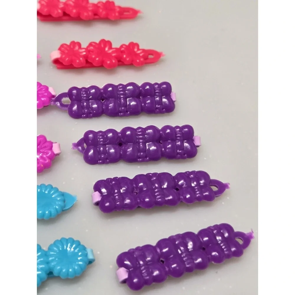 Vintage Goody Hair Lot Kiddie Snap Tight Plastic Barrettes Flowers lot Butterfly